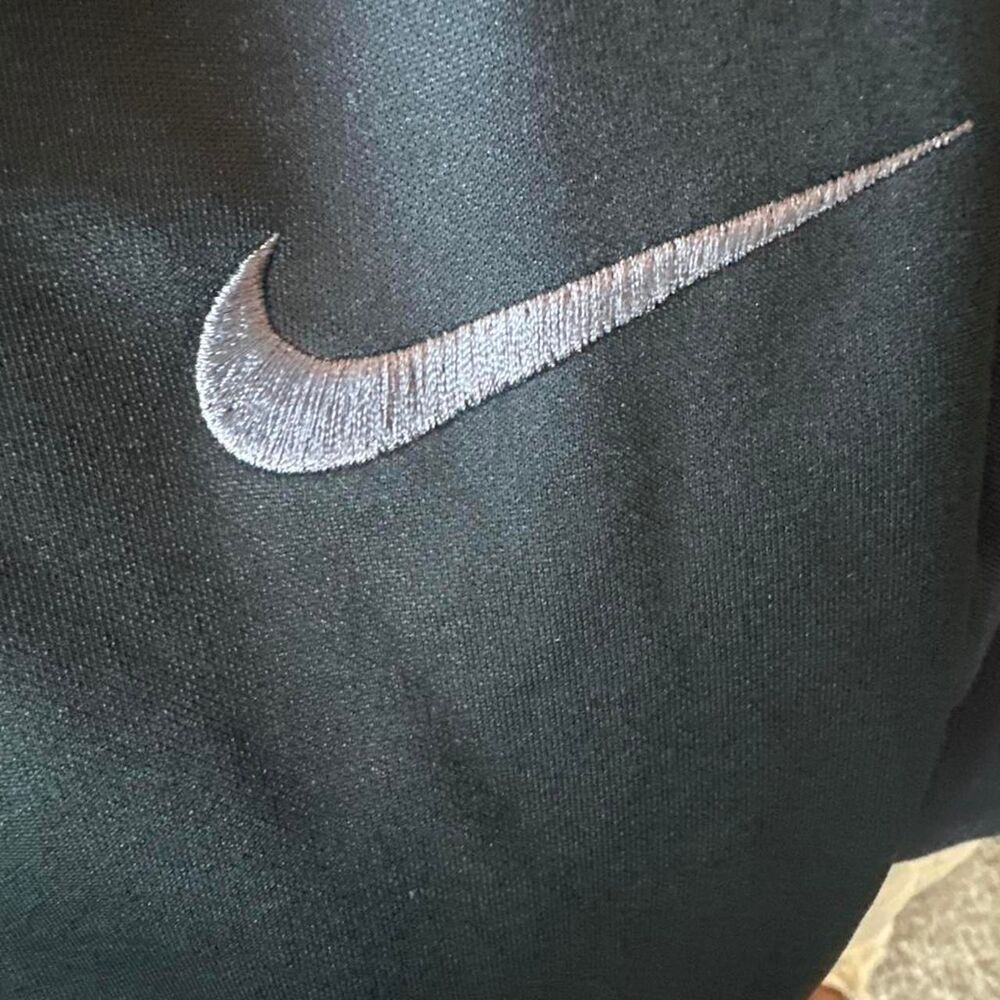 Nike Men's Black Joggers - Picture 2 of 5